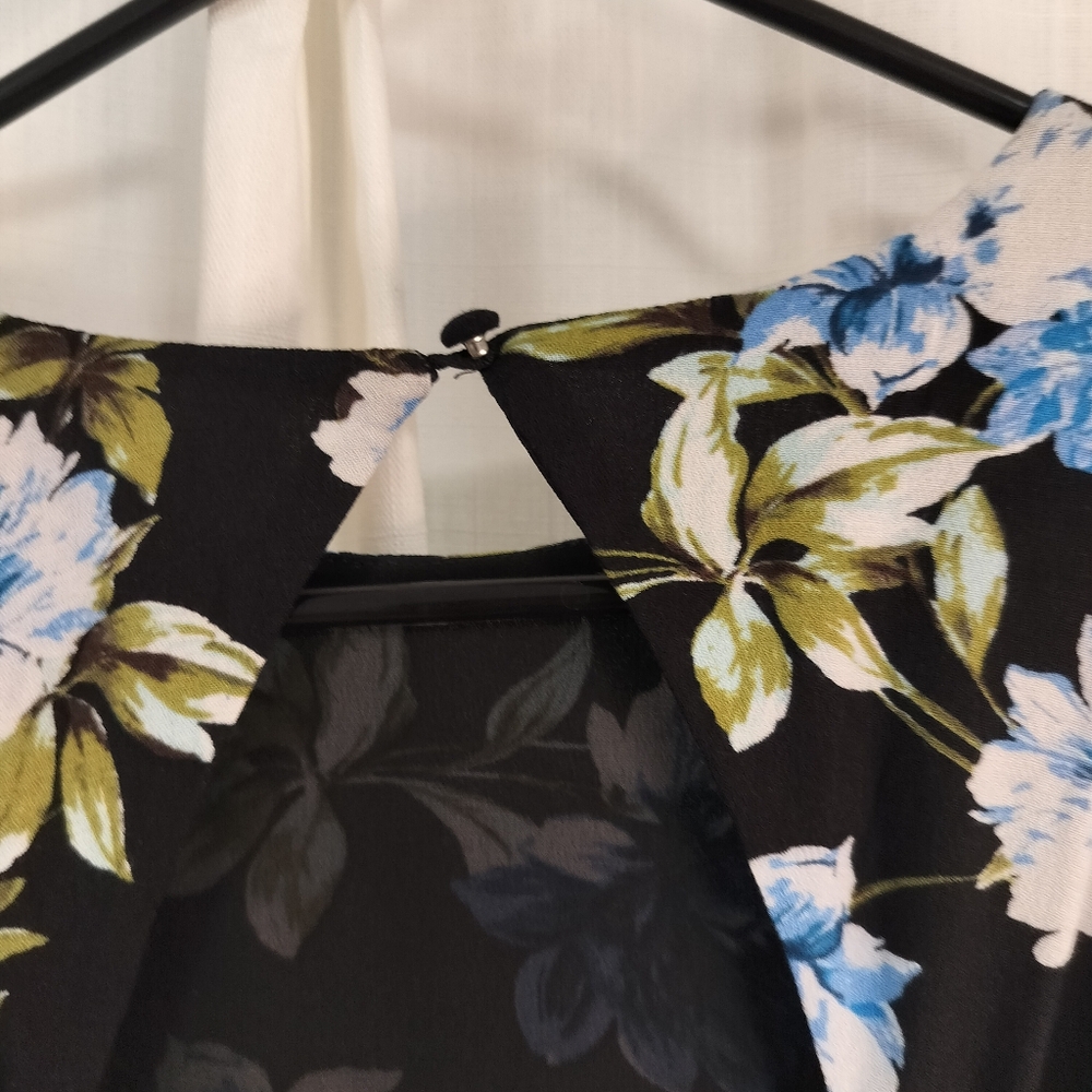 Banana Republic Black Floral‎ Maxi Long Dress Size 6 100% Rayon Cap Sleeves - Picture 6 of 14